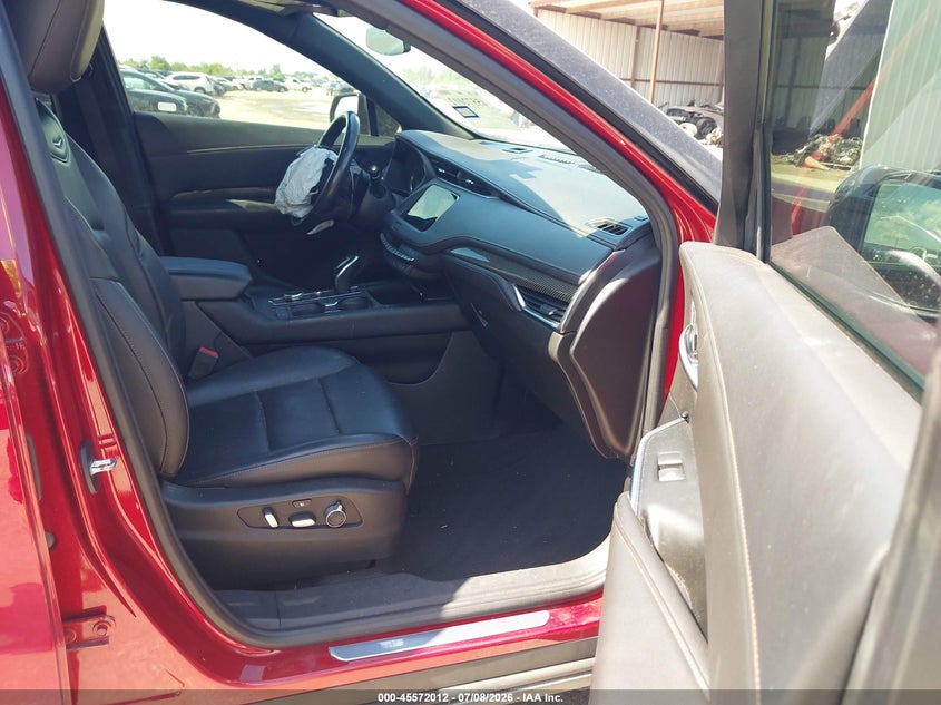 CADILLAC XT4 2021 VIN 1GYFZER45MF019675