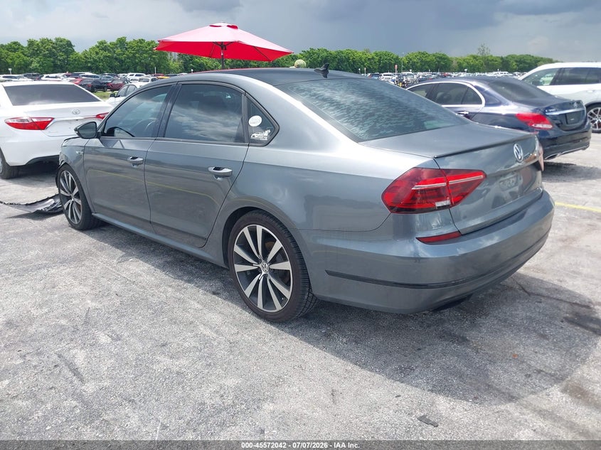 2018 VOLKSWAGEN PASSAT auction photo 3