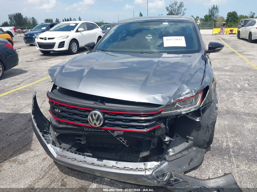 2018 VOLKSWAGEN PASSAT auction photo 6