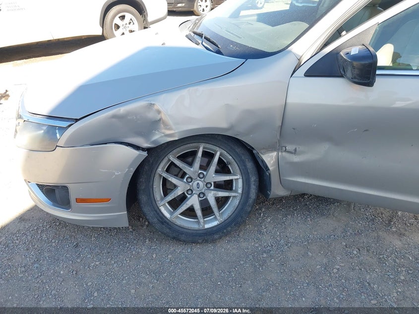 2010 FORD FUSION auction photo 6