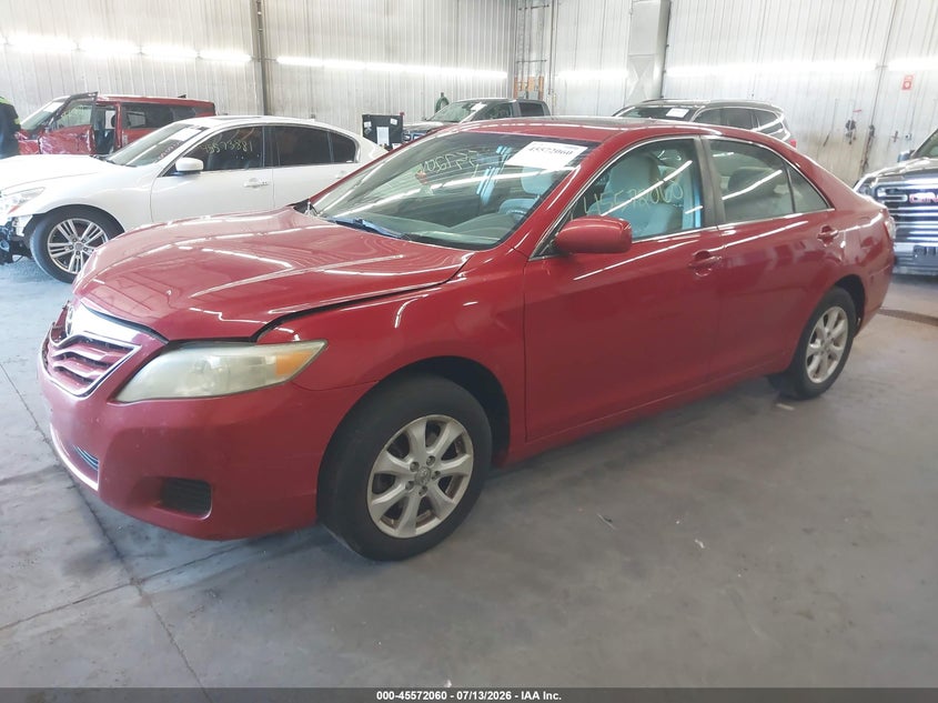 2010 TOYOTA CAMRY auction photo 2