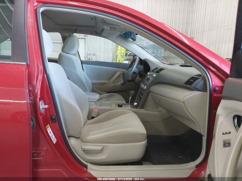 2010 TOYOTA CAMRY auction photo 5