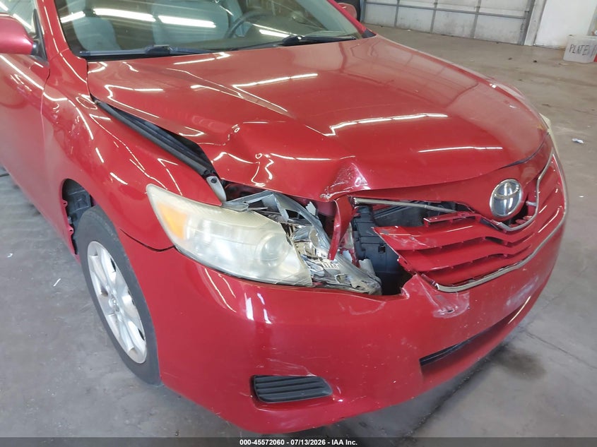 2010 TOYOTA CAMRY auction photo 6