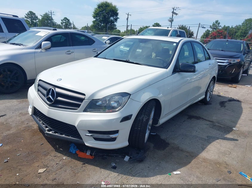 2012 Mercedes-Benz C 300 Sport 4matic WDDGF8BB0CR227219 photo 1