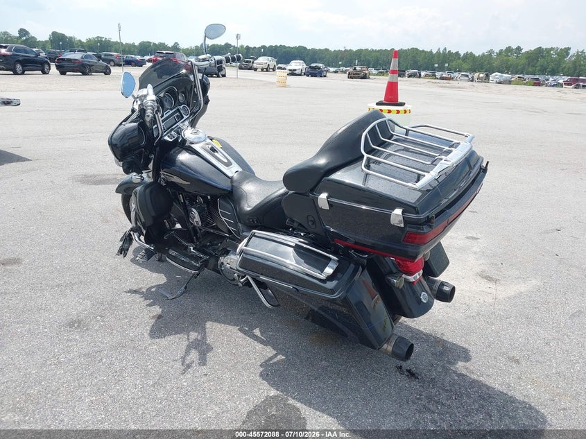 2013 Harley-Davidson Flhtcuse Cvo Ultra Elecglide/Anniv VIN: 1HD1PR829DB954183 Lot: 45572088