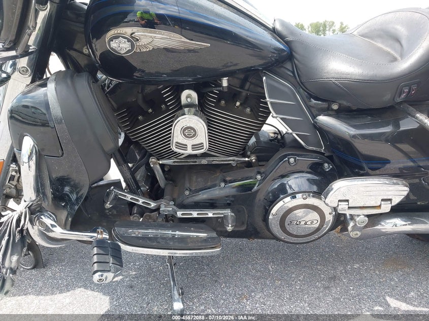 2013 Harley-Davidson Flhtcuse Cvo Ultra Elecglide/Anniv VIN: 1HD1PR829DB954183 Lot: 45572088