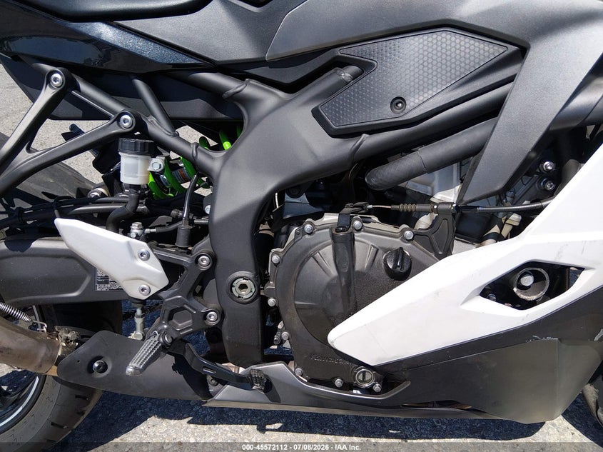 2026 KAWASAKI ZX400 auction photo 8