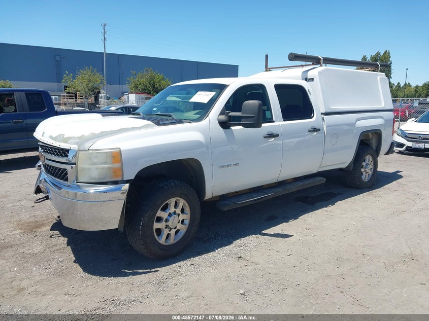 2011 CHEVROLET SILVERADO 2500HD auction photo 2