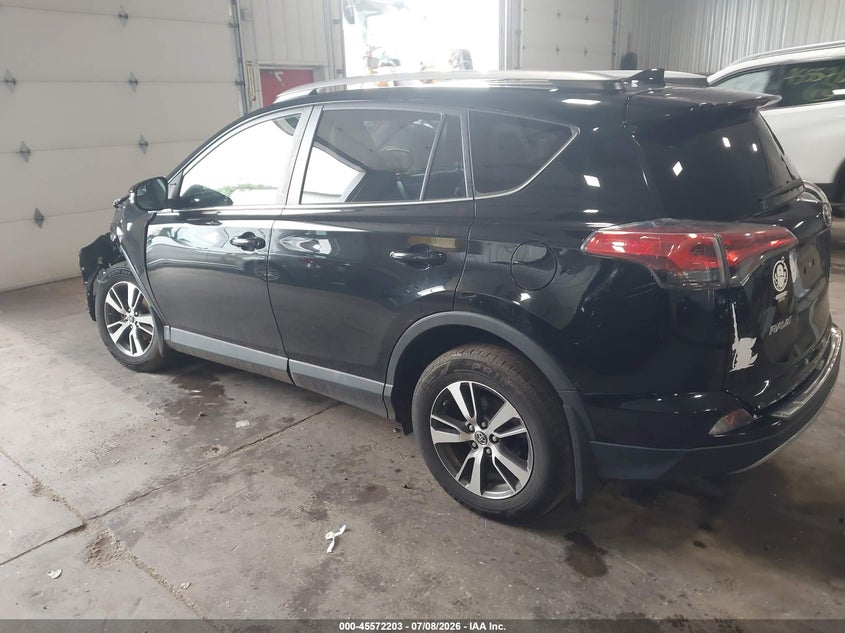 2017 TOYOTA RAV4 auction photo 3