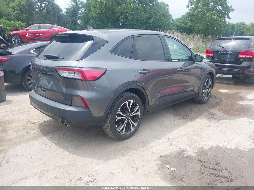 2022 FORD ESCAPE auction photo 4
