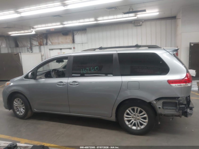 AtlanticExpress - Toyota Sienna