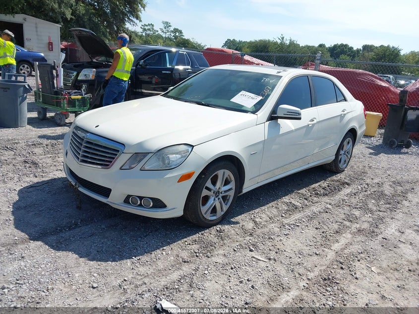 2011 MERCEDES-BENZ E 350 BLUETEC auction photo 2