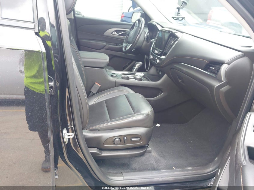 2021 CHEVROLET TRAVERSE auction photo 5