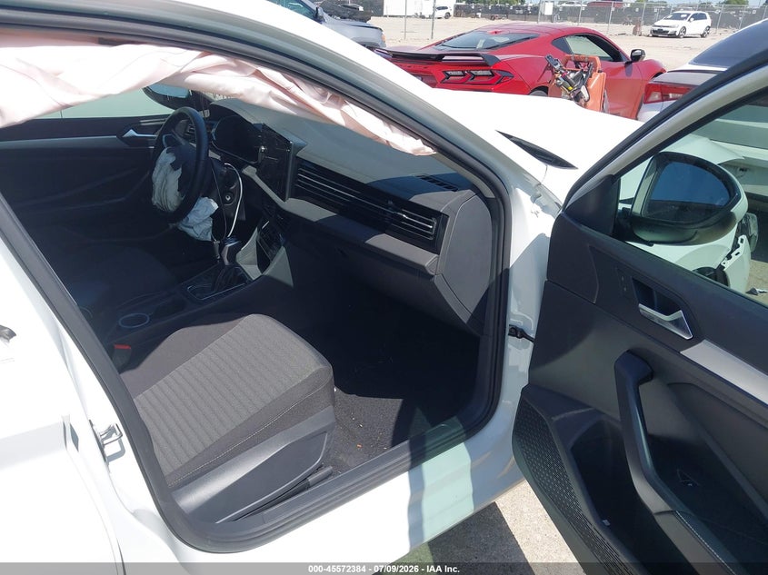 2025 VOLKSWAGEN JETTA auction photo 5