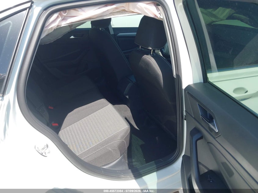 2025 VOLKSWAGEN JETTA auction photo 8