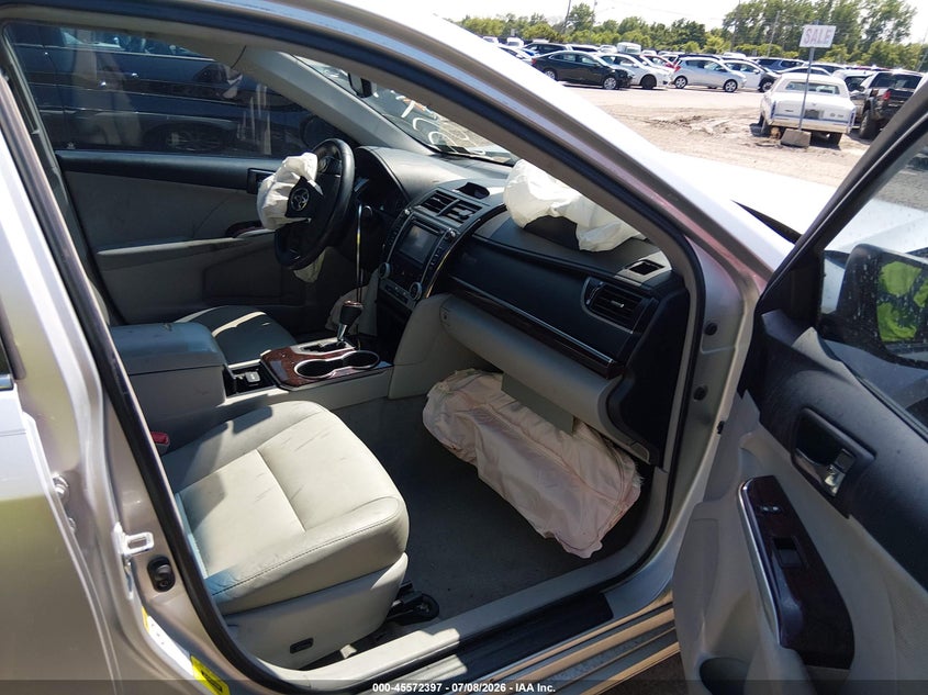 2012 TOYOTA CAMRY auction photo 5