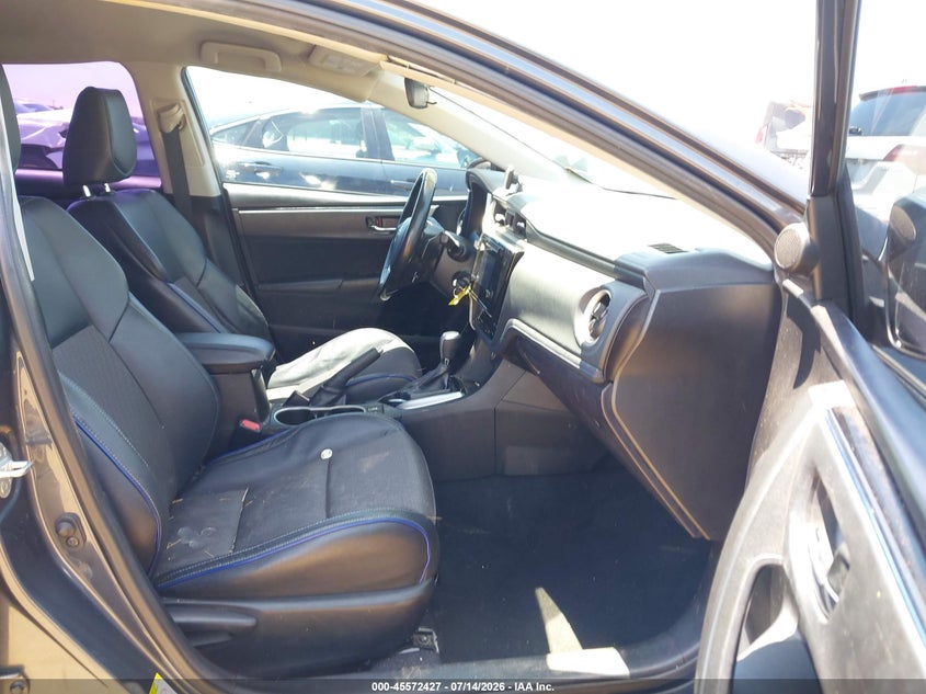 2018 TOYOTA COROLLA auction photo 5