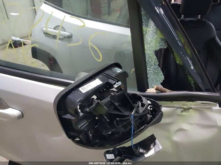 2016 JEEP RENEGADE auction photo 6