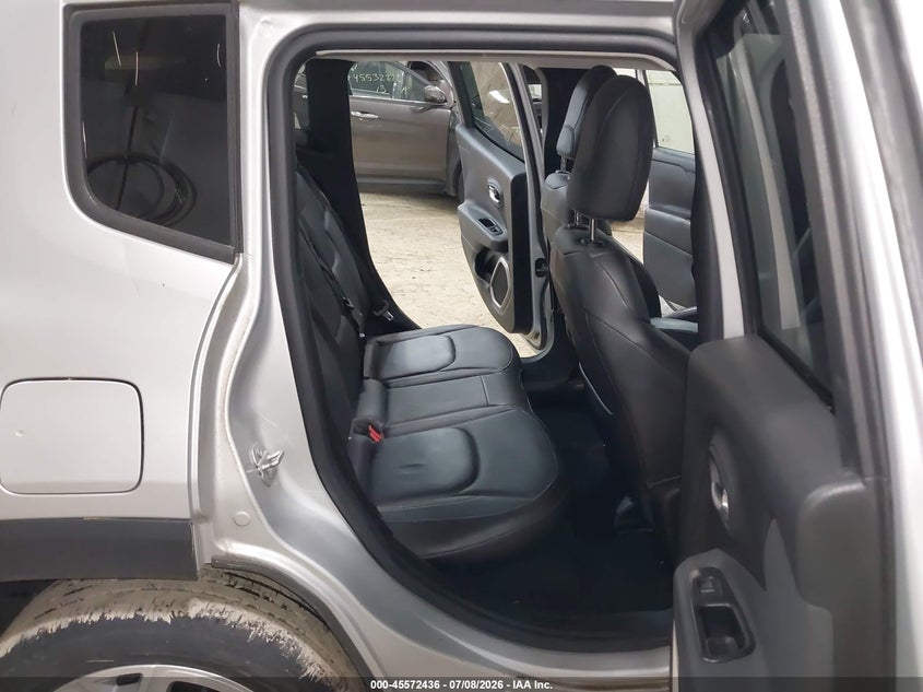 2016 JEEP RENEGADE auction photo 8