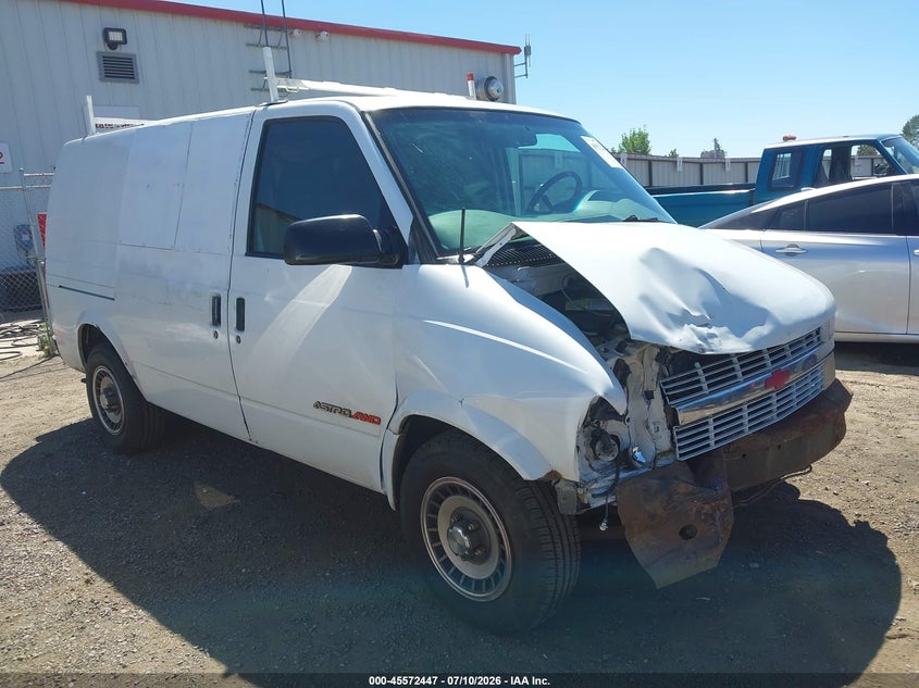 2002 CHEVROLET ASTRO auction photo 1
