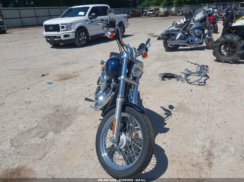 2012 HARLEY-DAVIDSON FXDC auction photo 5