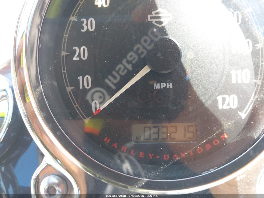 2012 HARLEY-DAVIDSON FXDC auction photo 7