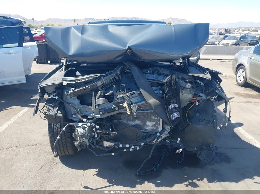 2024 RIVIAN R1S auction photo 6