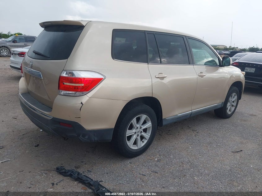 Vin: 5tdzk3eh3cs064696, lot: 46070892, toyota highlander base v6 20124