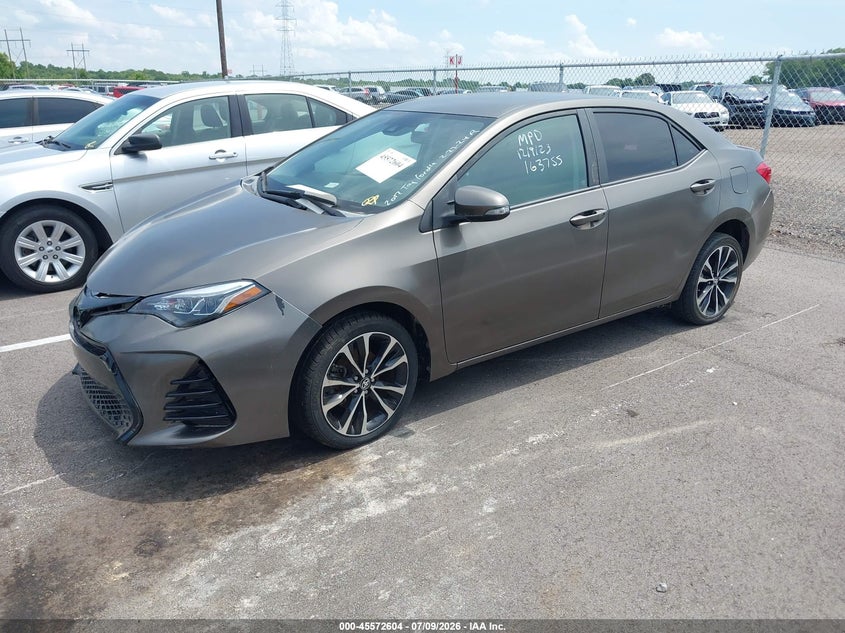 2017 Toyota Corolla Se 5YFBURHE8HP624857 photo 1