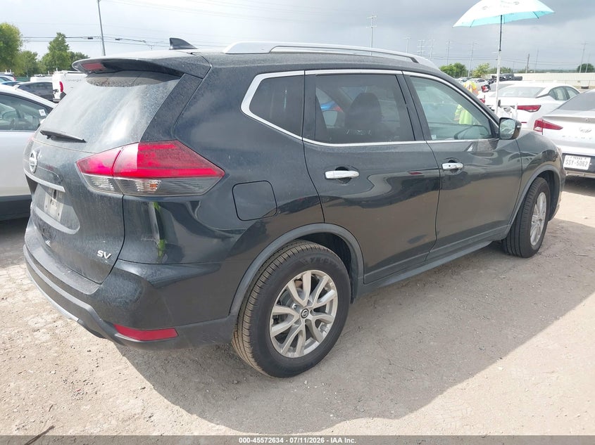 2017 NISSAN ROGUE auction photo 4