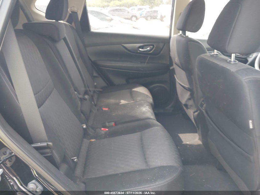 2017 NISSAN ROGUE auction photo 8