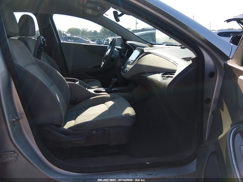 2018 CHEVROLET MALIBU auction photo 5