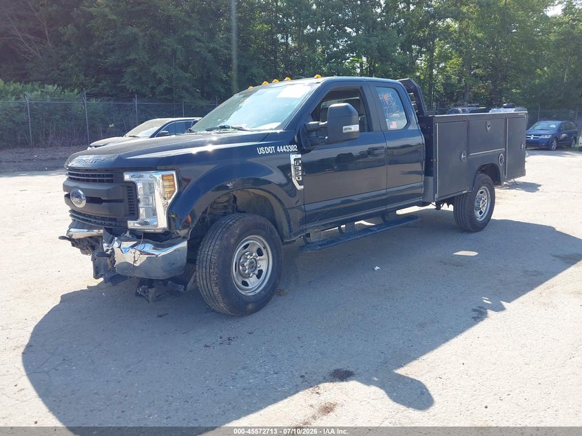2019 FORD F-350 CHASSIS — zdjęcie 2