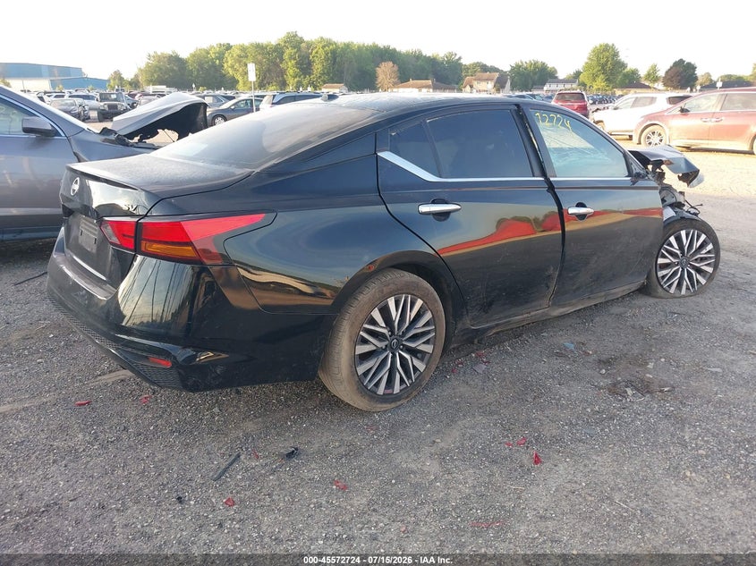 2023 NISSAN ALTIMA auction photo 4