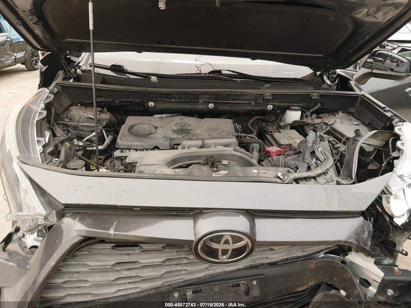 TOYOTA RAV4 - zdjęcie 10