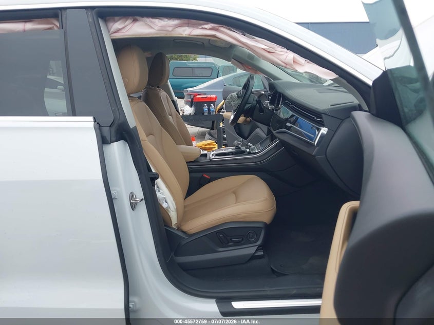 2024 AUDI Q8 auction photo 5