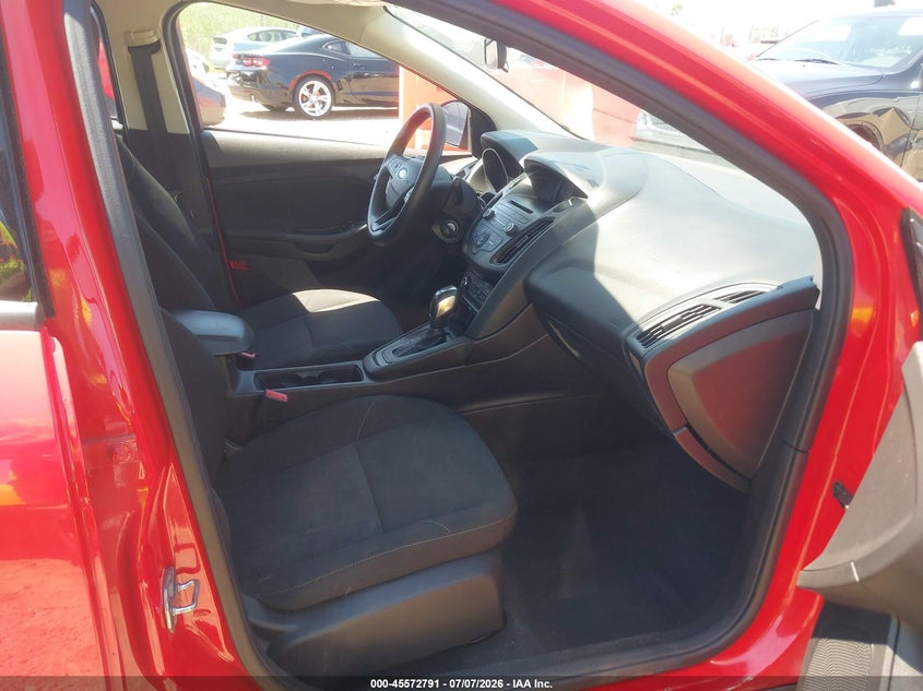 2015 FORD FOCUS auction photo 5