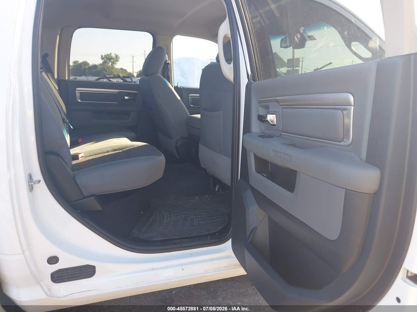 2015 RAM 1500 auction photo 8