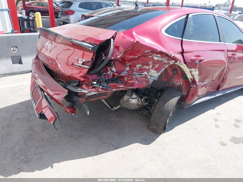 2023 HYUNDAI SONATA HYBRID auction photo 6