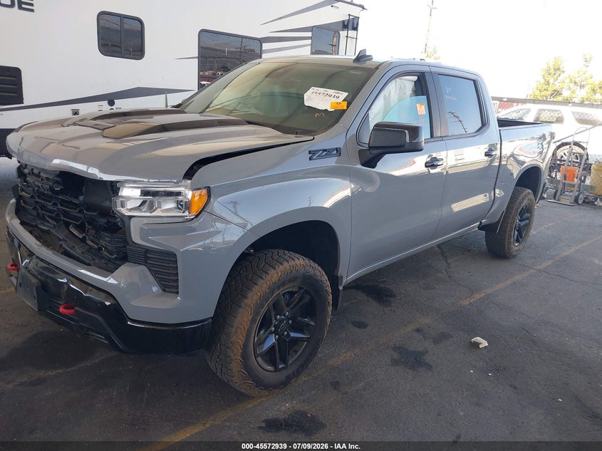2024 Chevrolet Silverado, Front End, IAAI, VIN 3GCPDFEK9RG302136 — photo 2