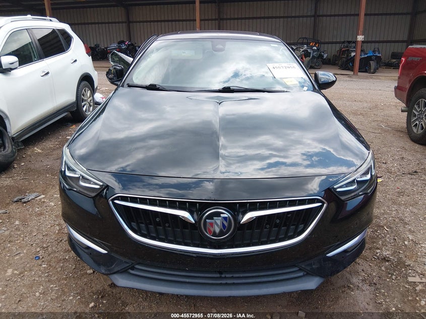 2018 Buick Regal Sportback Essence VIN: W04GP6SX7J1149485 Lot: 45572955
