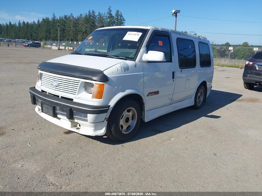 1992 CHEVROLET ASTRO auction photo 2