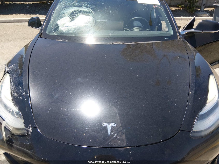 2018 Tesla Model 3 Long Range/Mid Range VIN: 5YJ3E1EA8JF173211 Lot: 45572997