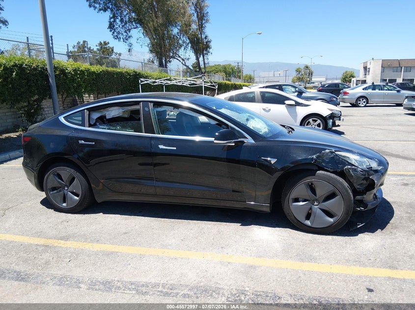 2018 Tesla Model 3 Long Range/Mid Range VIN: 5YJ3E1EA8JF173211 Lot: 45572997