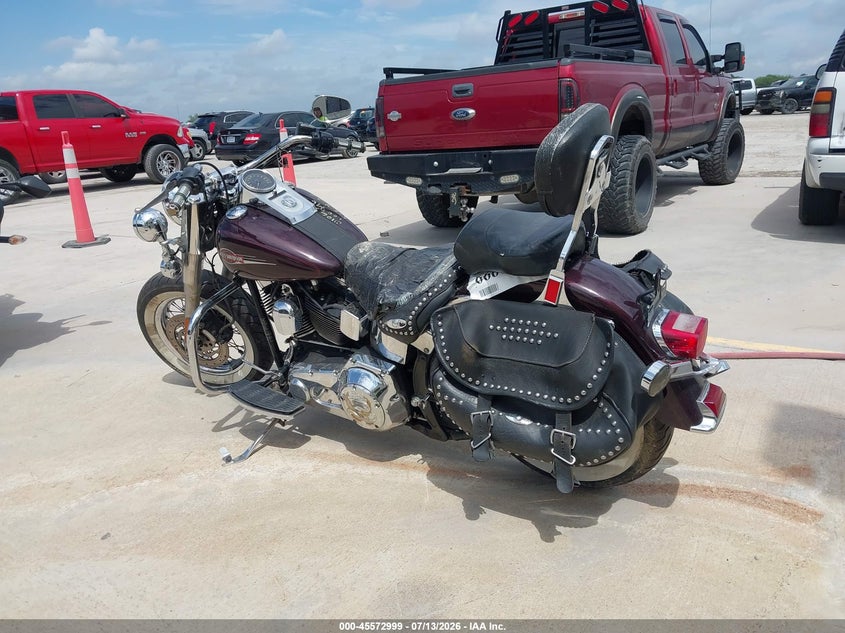 2005 HARLEY-DAVIDSON FLSTCI auction photo 3