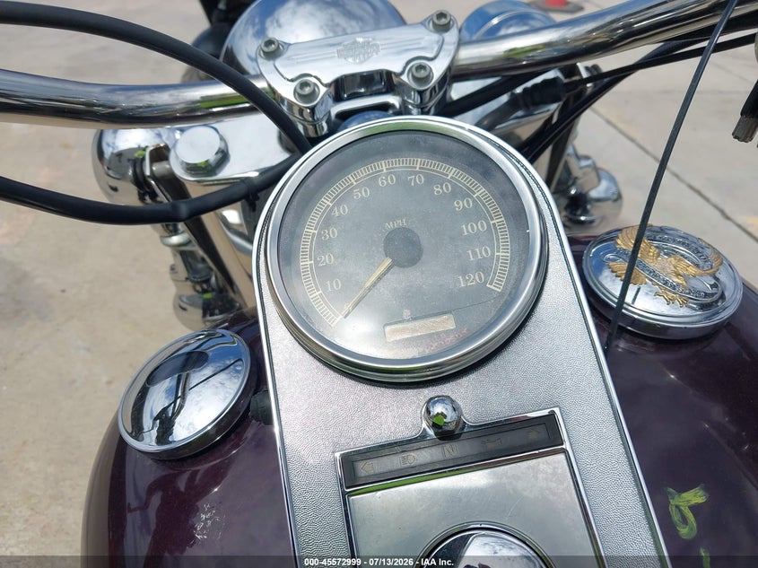 2005 HARLEY-DAVIDSON FLSTCI auction photo 7
