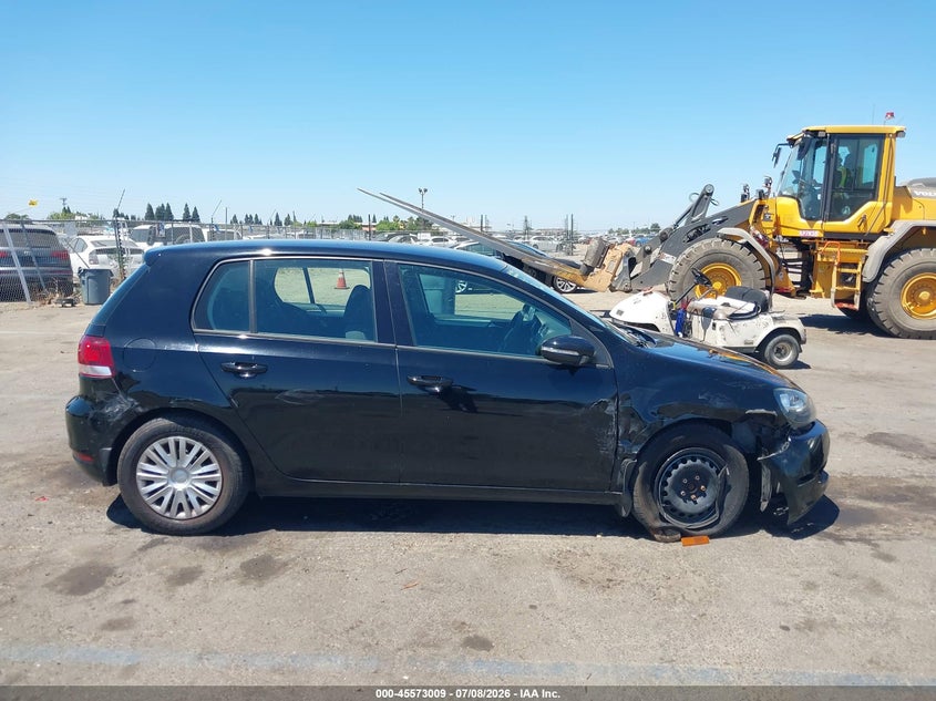 2013 Volkswagen Golf 2.5L 4-Door VIN: WVWDB7AJ9DW137467 Lot: 45573009