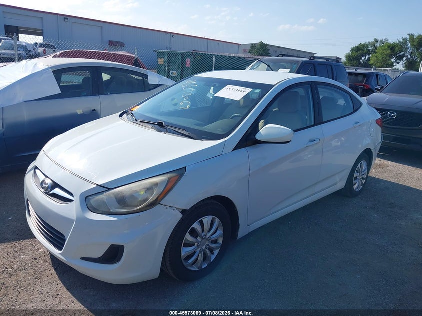 2012 HYUNDAI ACCENT auction photo 2