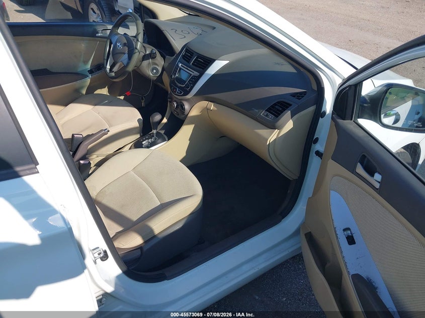 2012 HYUNDAI ACCENT auction photo 5
