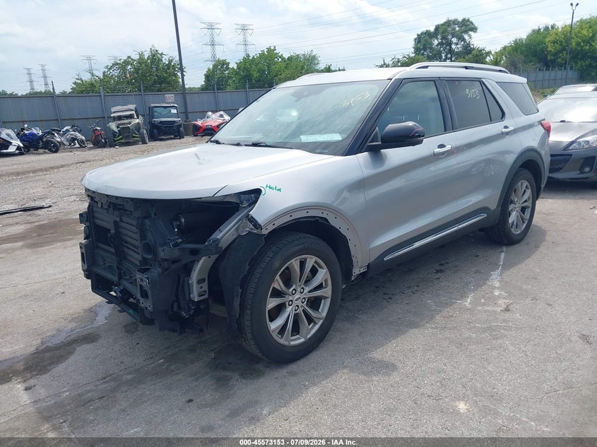 2021 Ford Explorer, Front End, IAAI, VIN 1FMSK7FH2MGB50547 — photo 2